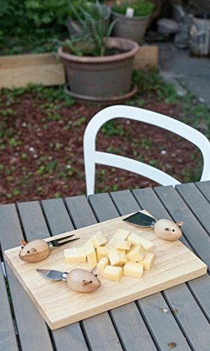 Cheese Board and 3 Mouse Knives: set para picar queso (CHS07)