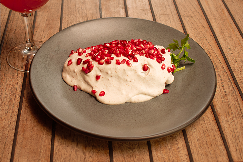 CHILE EN NOGADA VEGANO