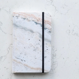 Mármol rosa, blanco, mediano, pasta suave: cuaderno (MRHS)