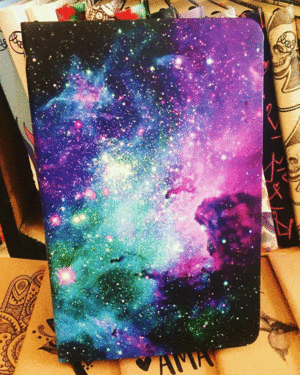 Galaxia: libreta rayada 17x11cm