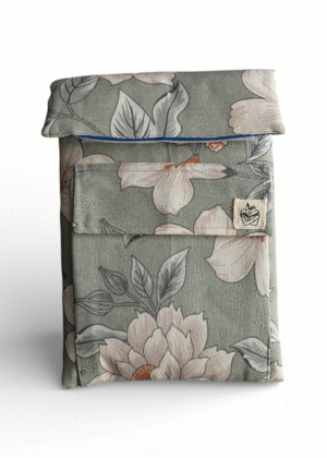 Leer me enciende, flores blancas: portalibros de tela