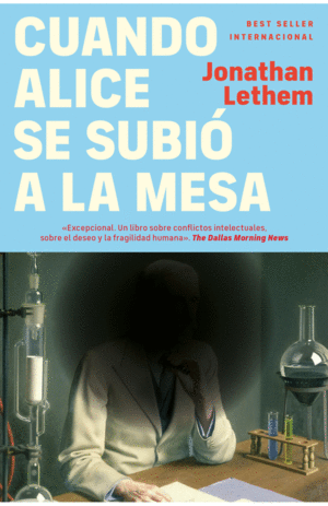 Cuando Alice se subió a la mesa